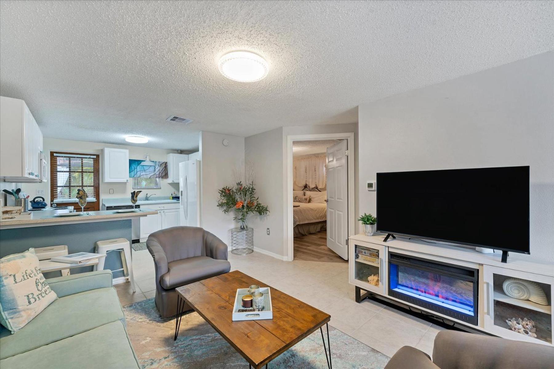 Beach Cottage With Heated Pool Just Off Siesta Key Sarasota Exterior foto